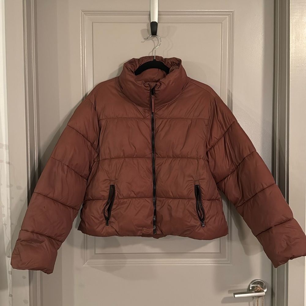 Old Navy short brown puffer jacket